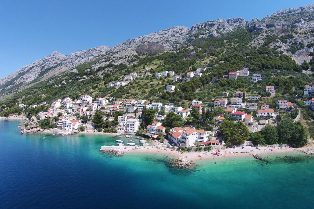 Apartments By The Sea Pisak, Omis - 2802 Eksteriør billede