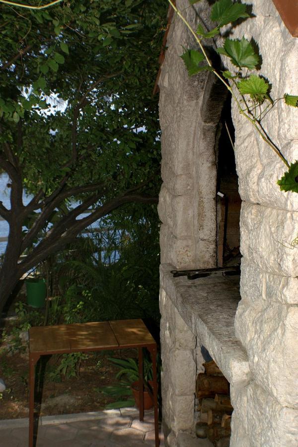 Apartments By The Sea Pisak, Omis - 2802 Eksteriør billede
