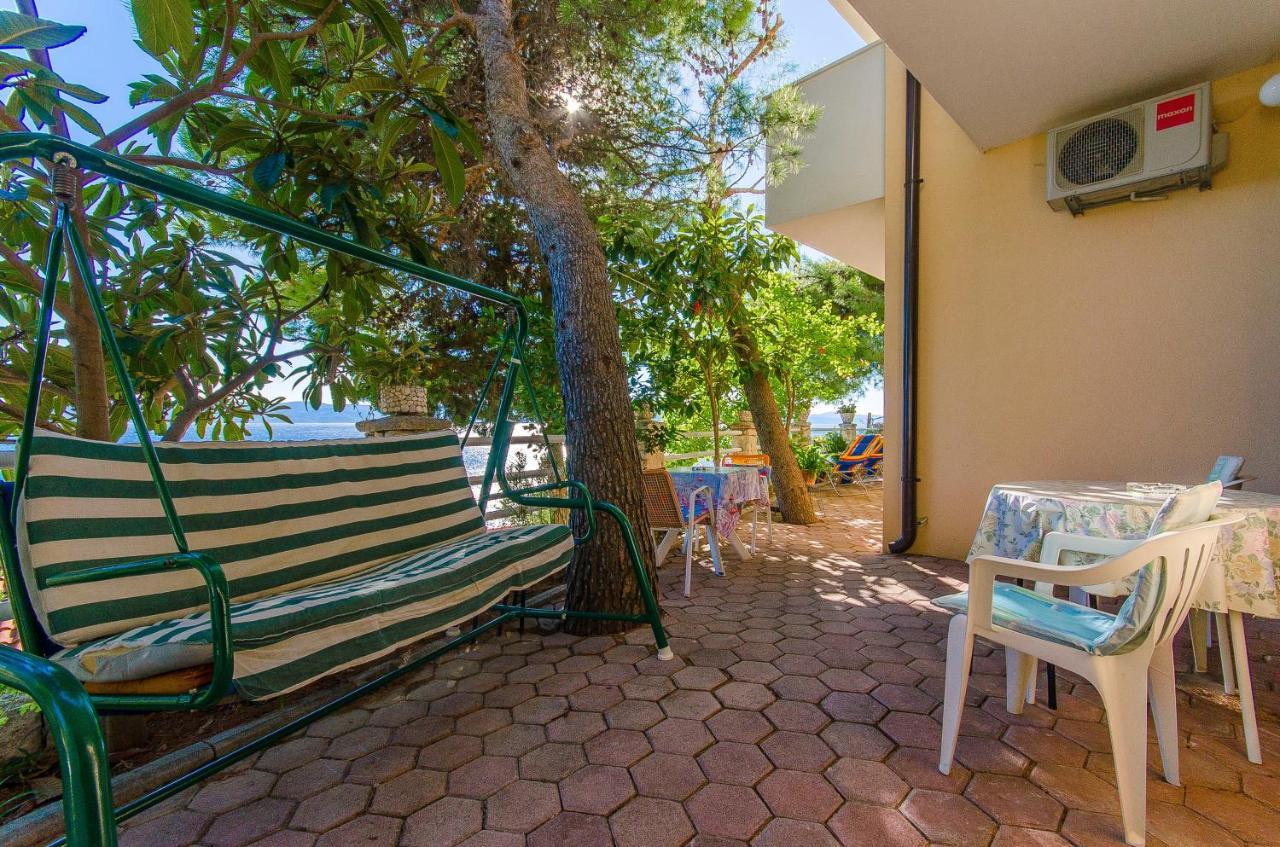 Apartments By The Sea Pisak, Omis - 2802 Eksteriør billede